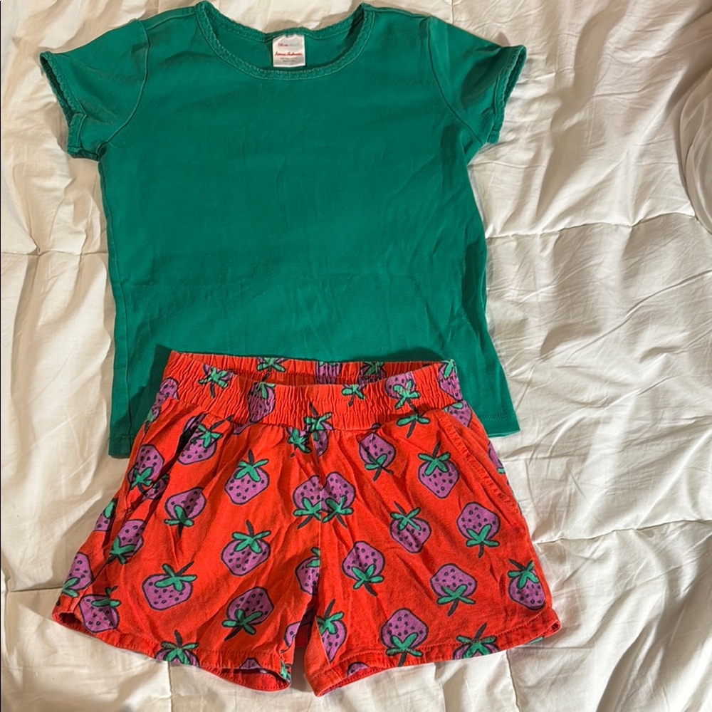 Hanna Andersson Green and Red Kids Matching Set